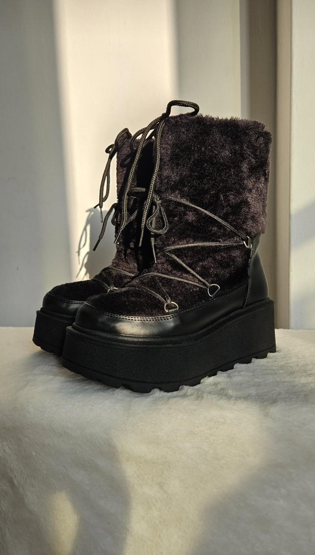 BOTAS PELUCHE (NEGRO)🖤